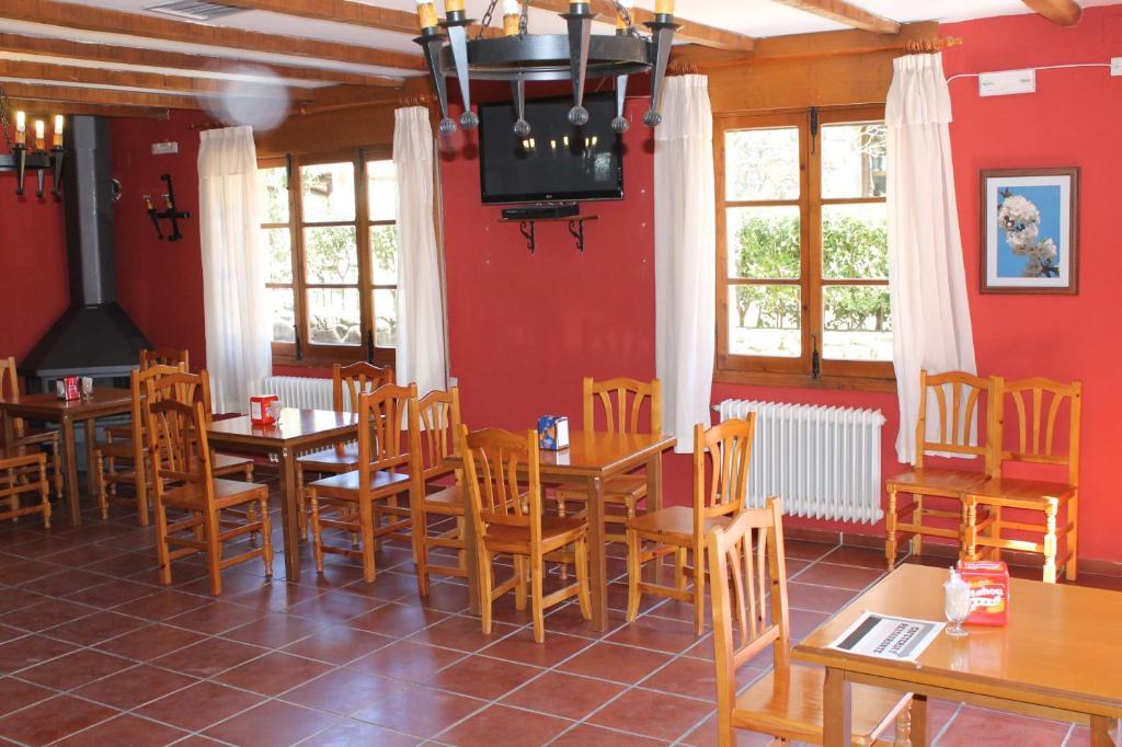 Hotel Valle Del Jerte Los Arenales エクステリア 写真